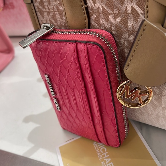 Michael Kors Women Medium Zip Around Card Case Coin Pouch Wallet Electric Pink - Picture 6 of 16